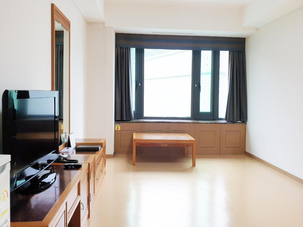 The K Hotel Gyeongju Bagian luar foto