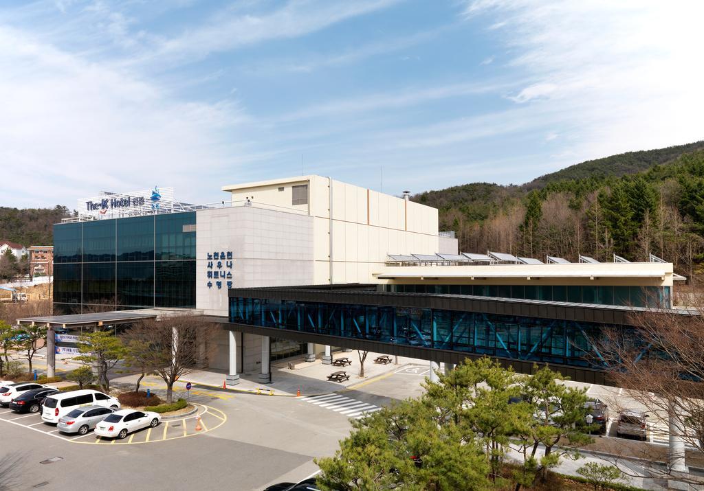 The K Hotel Gyeongju Bagian luar foto